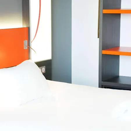 Szálloda Ibis Styles Centre Gare Caen