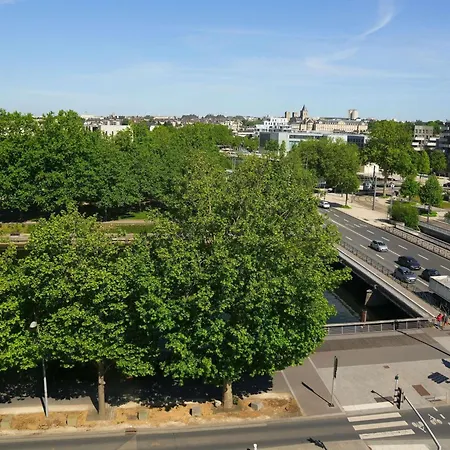 イビス スタイルズ サントル ガール ホテル 3*