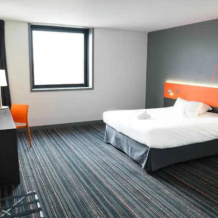 イビス スタイルズ サントル ガール