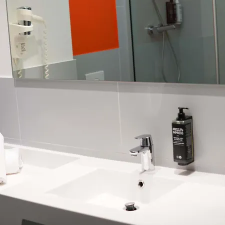 Отель Ibis Styles Centre Gare