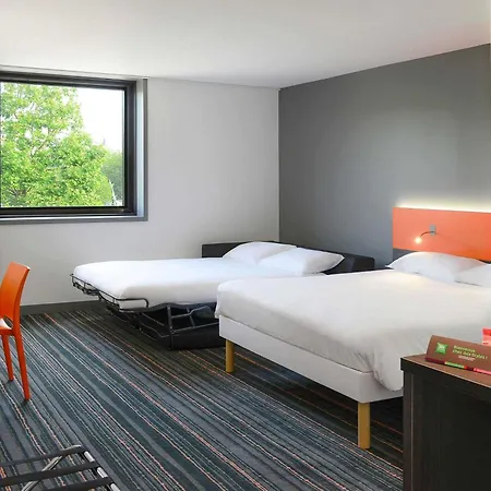Отель Ibis Styles Centre Gare Кан
