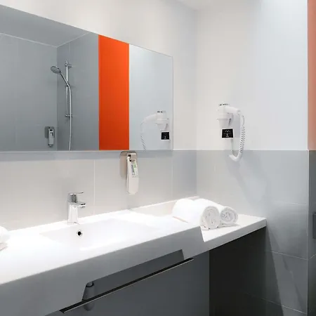 Ibis Styles Centre Gare Отель
