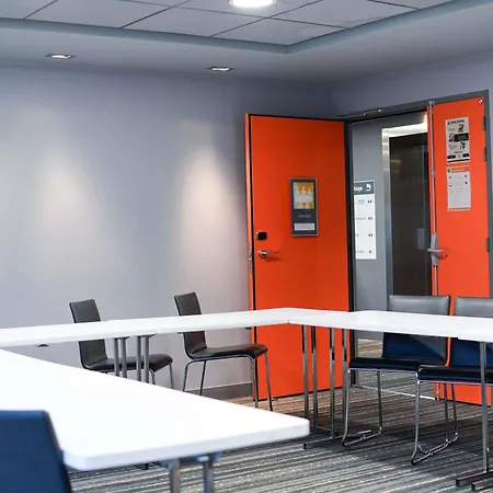 Ibis Styles Centre Gare Отель Кан