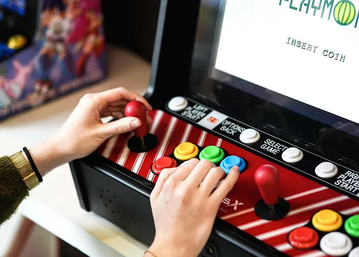 卡昂中心火车站宜必思样尚品酒店 酒店